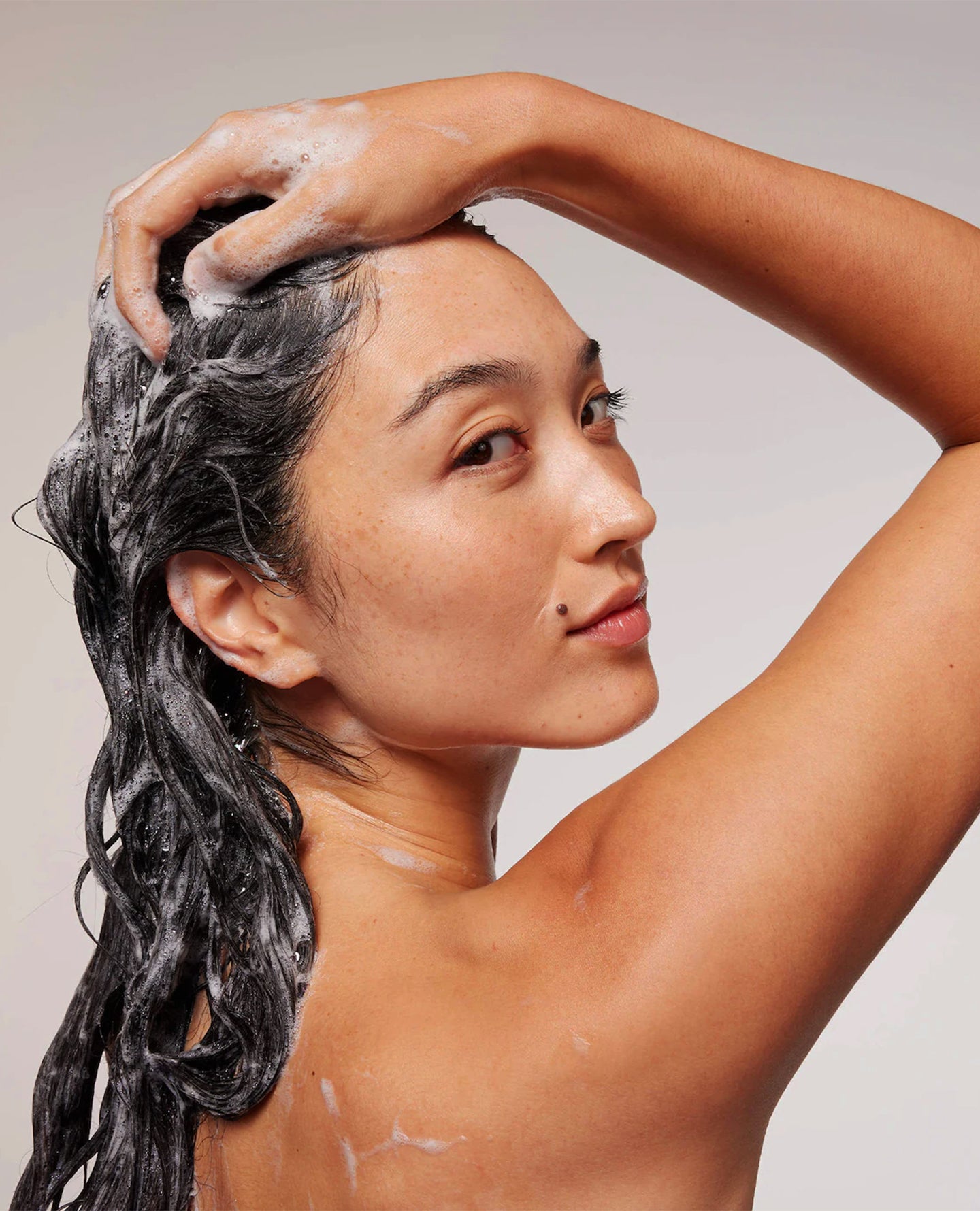 Medium Hair Shampoo - Travel - Image 5